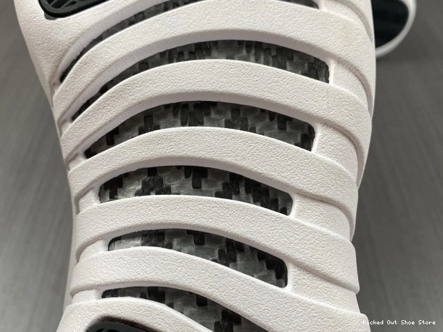 Kicked Out Shoe Store 130690-001 (2012) Retro Playoffs Air Jordan 12 0801